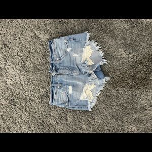 Super cute jean shorts